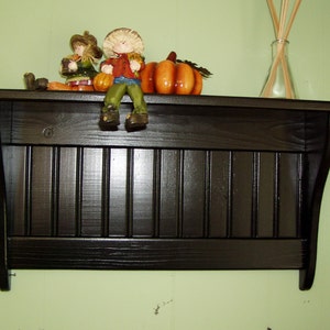 Rustic Pine Wood Wall Shelf: Country Decor Display (24 Inch)