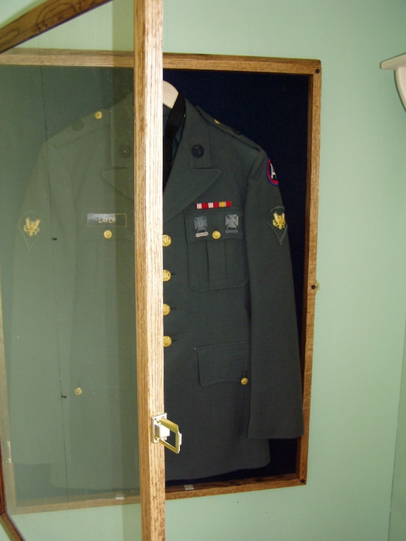 Présentoir d'uniforme militaire commémoratif, présentoir mural