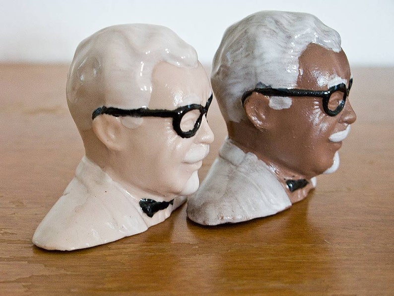 Colonel Saunders Porcelain Salt and Pepper Shakers Multi Cultural Edition image 5