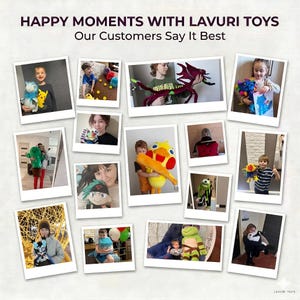 Puede incluir: Un collage de fotos estilo polaroid con ni&ntilde;os y peluches. El texto en la parte superior dice "HAPPY MOMENTS WITH LAVURI TOYS" y "Our Customers Say It Best". Los juguetes incluyen un drag&oacute;n, un cactus y una tortuga.