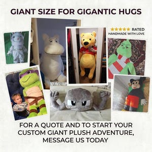 Puede incluir: Un collage de peluches gigantes, que incluye un conejo blanco, un gran hipop&oacute;tamo blanco, Winnie the Pooh, un Grinch verde, una criatura gris con forma de roca, una Tortuga Ninja y Mickey Mouse. El texto dice "GIANT SIZE FOR GIGANTIC HUGS" y "HANDMADE WITH LOVE."