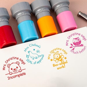 Tierischer Lehrer Stempel, Aus dem Klassenzimmer des Lehrers Stempel, Benutzerdefinierte Stempel, Lehrerkommentare Stempel, Beste Bewertungen Lehrerstempel, Geschenk für einen Lehrer