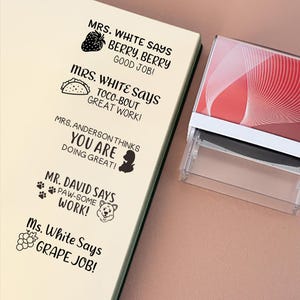 パーソナライズされた先生用スタンプ、先生用コメントスタンプ、先生用名前スタンプ、カスタム先生用スタンプ、先生へのギフト、カスタムセルフインキングスタンプ
