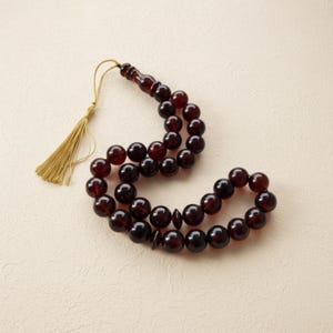 Rosario de ámbar de Sumatra – Cuentas de oración artesanales en color marrón rojizo