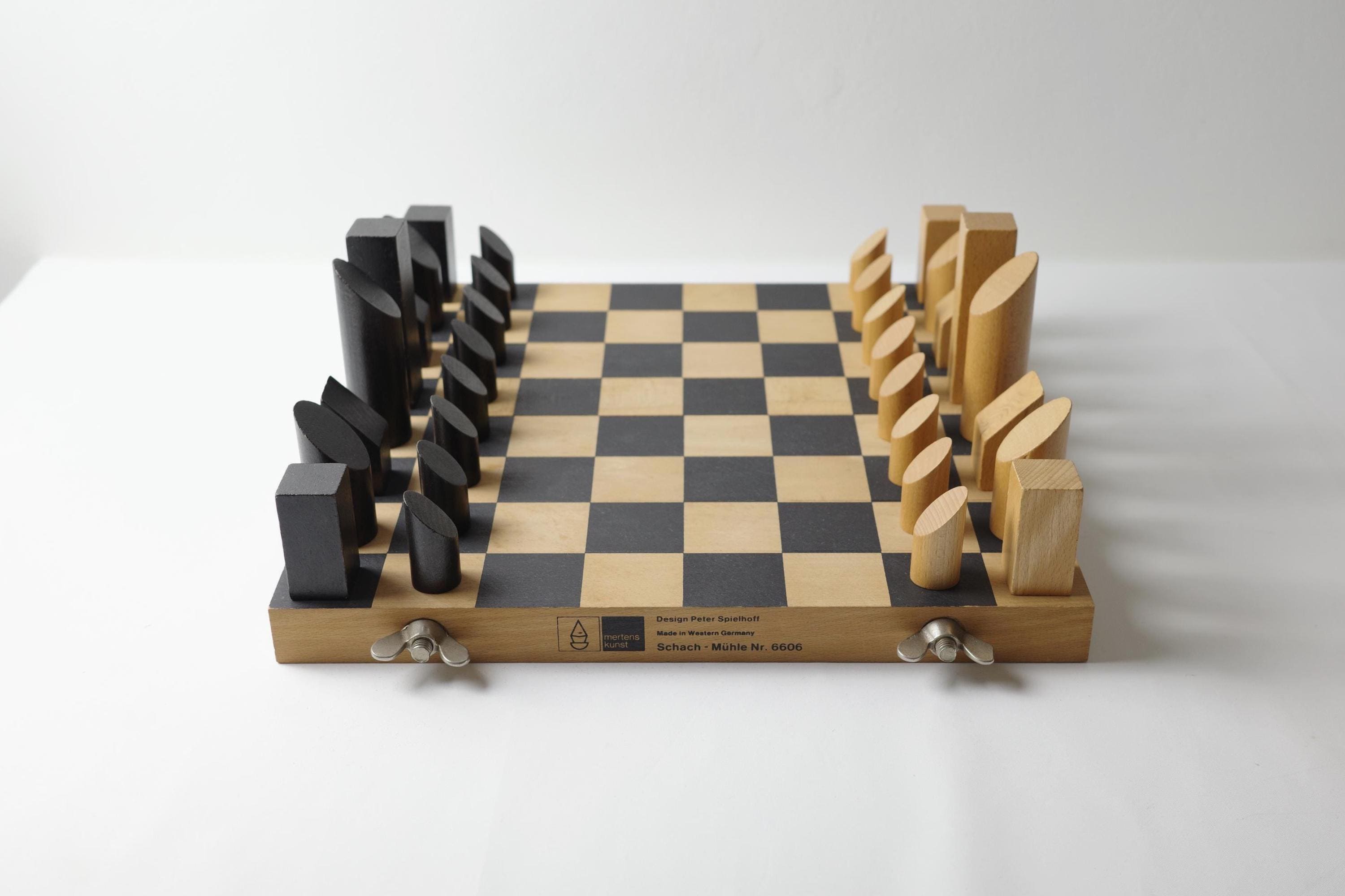 Vintage Mertens Kunst Chess Set by Peter Spielhoff - Minimalist