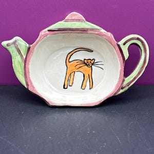 Teapot dish