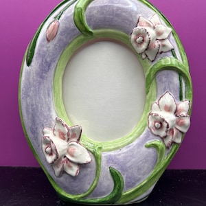 Daffodil Picture Frame | Handmade | Hand-painted | Ceramic | Botanical Art Decor | 3&quot;x4&quot; Photo Display