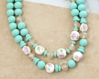 Multi Strand Spring Wood and Chinoiserie Beads Short Necklace in Mint Green and Gold