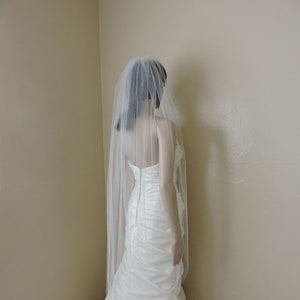 Waltz Wedding Veil Single Tier Medium Fullness Classic and Elegant Cut Edge, Bridal Veil CE55X70 image 2