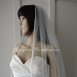 Silk Bias Satin Edge Straight Cut Bridal Veil
