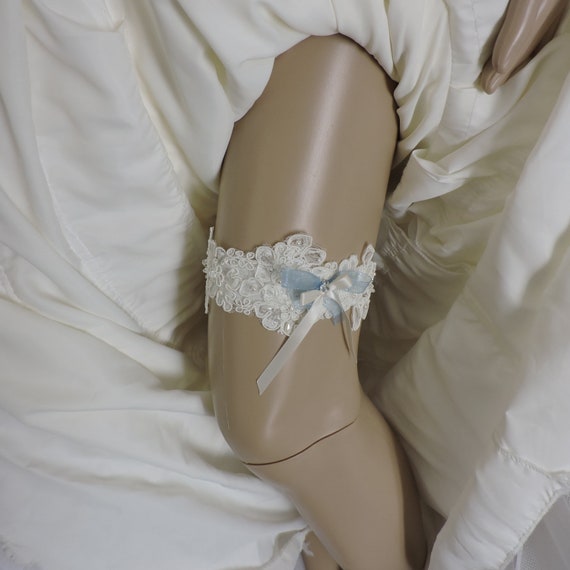 alte frauen befriedigen Ivory Lace Wedding Garter Small Large or Set