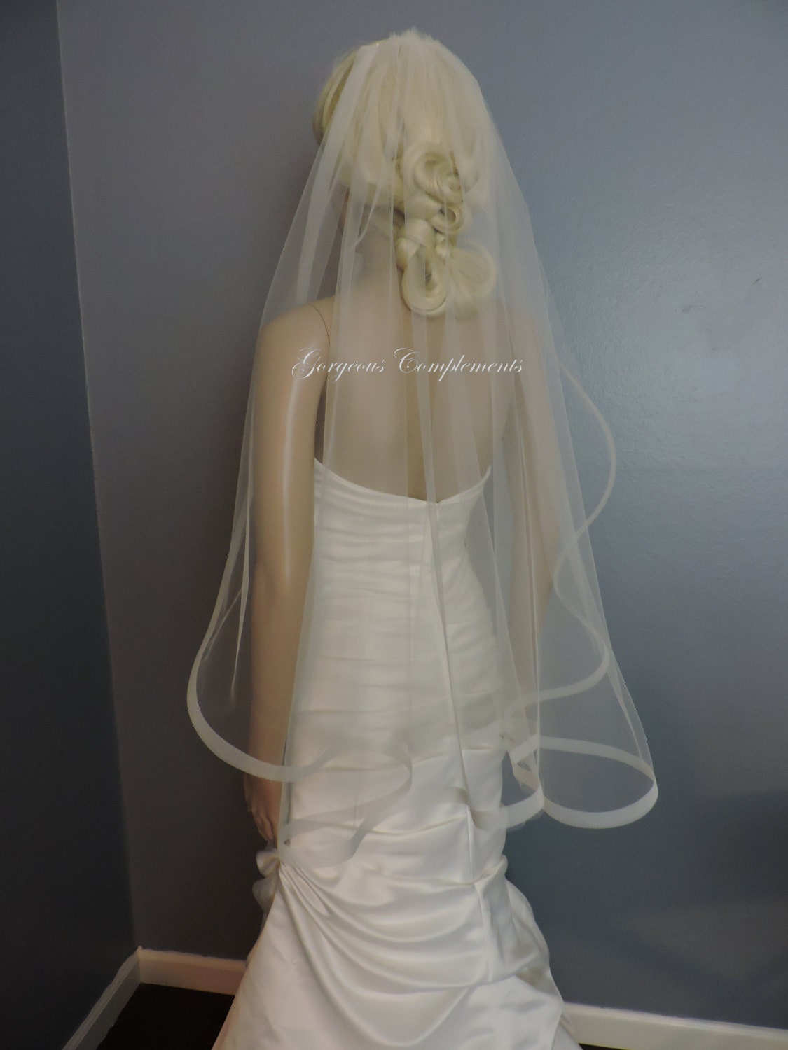 Single Tier Horsehair Trim 5/8 or 1/4 Wedding Veil , Bridal Veil