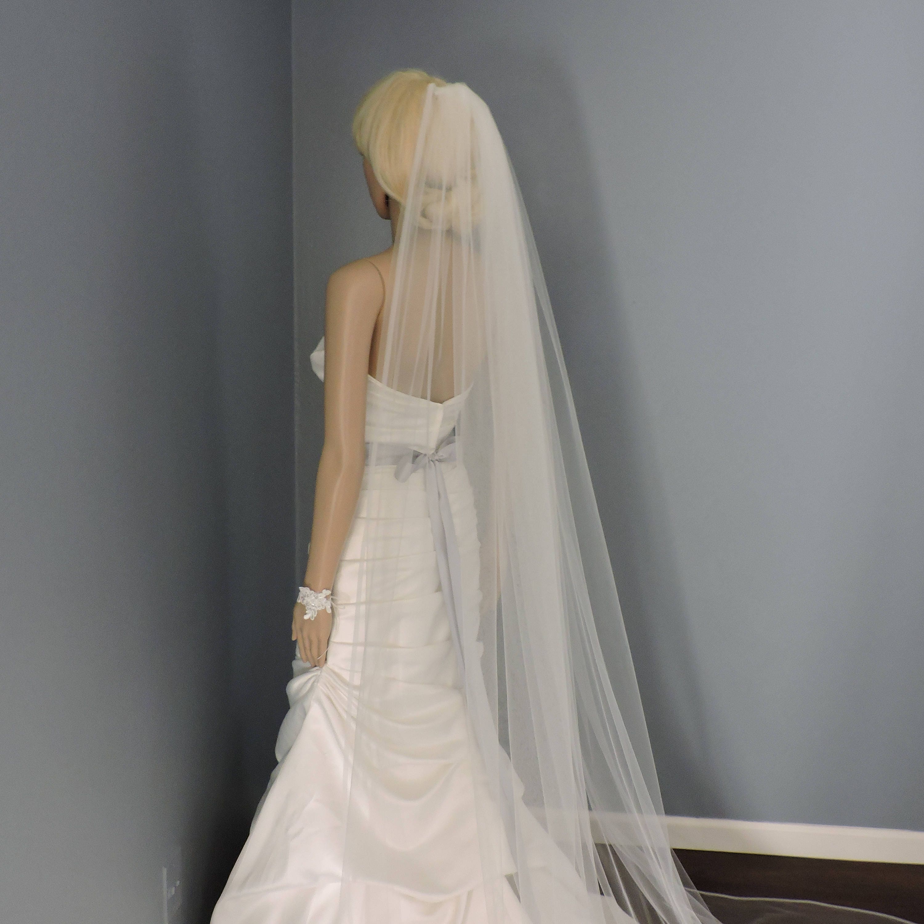 Horsehair Trim Wedding Veil , 1/4 or 5/8 Trim Bridal Veil Single Tier
