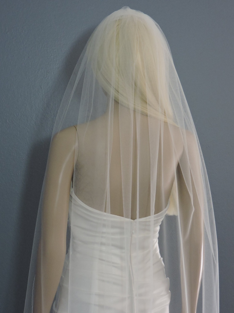 Floor Wedding Veil 1 Tier Medium Fullness Classic Bridal Veil CUT EDGE CE70X90 image 4