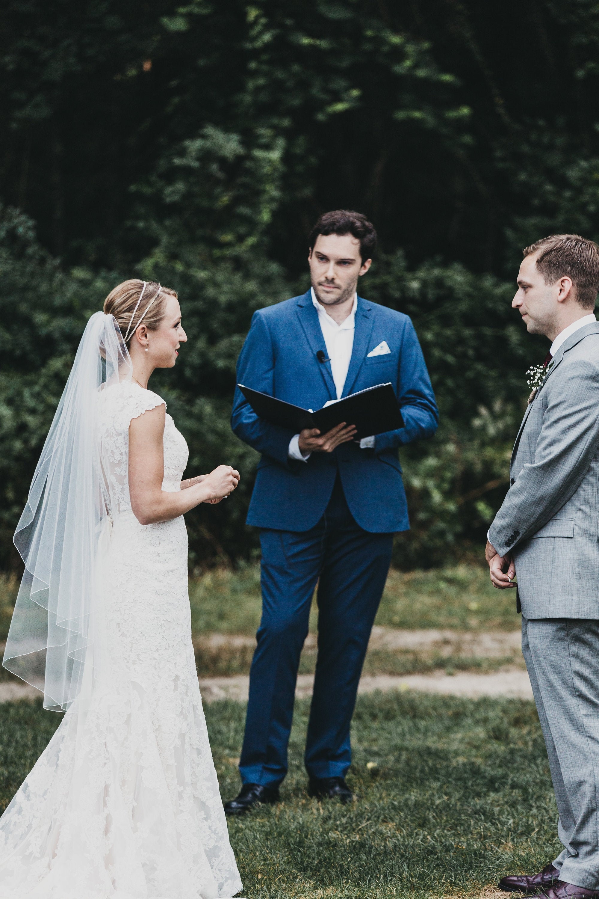 Fingertip Veil with Hand Beaded Gold/Silver Pencil Edge |  White / Silver Pencil Trim / 30 Inches