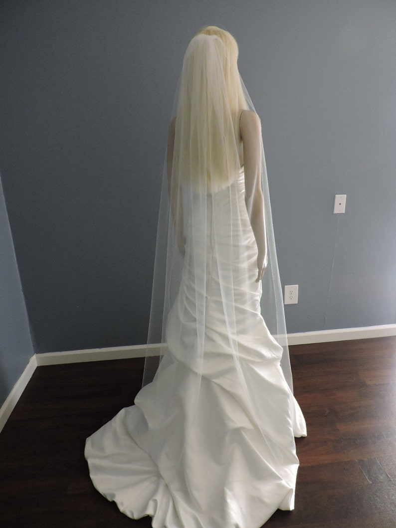 Floor Wedding Veil 1 Tier Medium Fullness Classic Bridal Veil CUT EDGE CE70X90 image 2