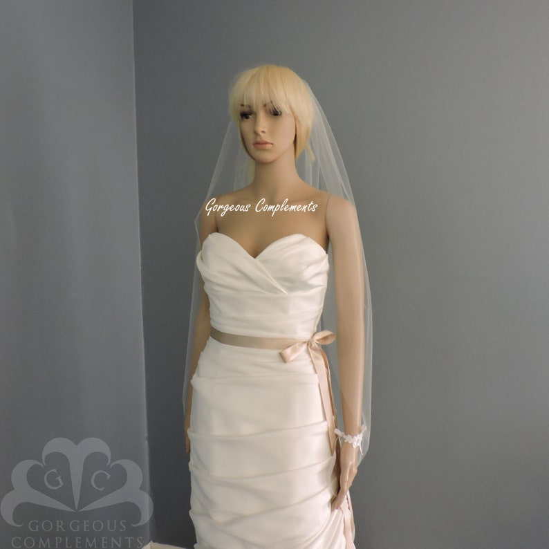 Single Fingertip Length Sheer Wedding Veil with Cut Edge, Bridal Veil ST4255CE image 3