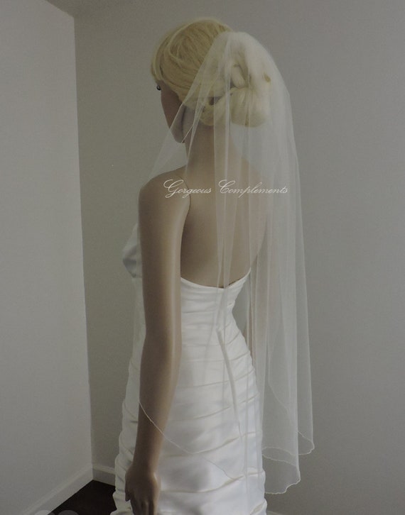 Wedding Veil Single Tier Pencil Edge Hip Length Standard Fullness, Bridal Veil PE3572