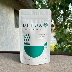 Detox Teemischung - Schlank! Reinigen! Leichter und erfrischender Geschmack, Bio-Kräutertee, Wellness-Teemischung, koffeinfrei, zuckerfrei, lose Blätter