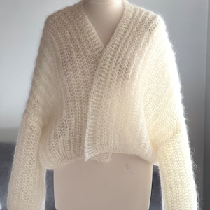 Strickjacke, Brautjacke, Cardigan, Creme, Oversize, Grobstrickjacke ,Onesize, Home,Damen, Sweater, Handarbeit, Bolero, Stola, Cardigan!