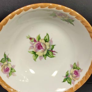 Gorgeous Vintage Yamatsu/ Japan Porcelain Floral Lusterware Bowl