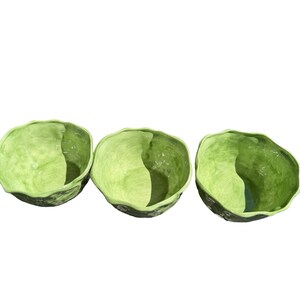 Vintage Style Green Ceramic Cabbage Leaf Nesting Bowls Set of 3 Holland Mold