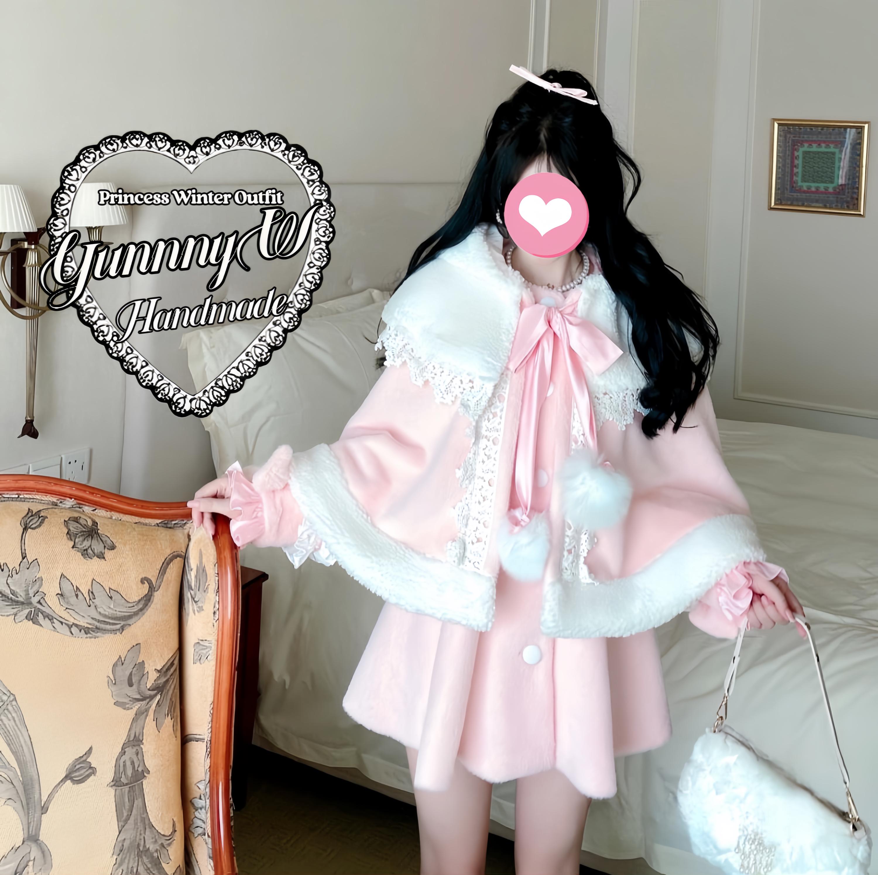 Pink lolita coat México