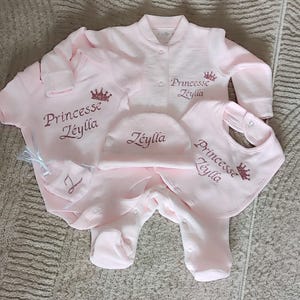 5-piece velvet birth box set