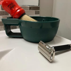 rasoir Gillette vintage. 1971 Super Speed Flare Tip TTO. Manche noir. État d&#39;origine. Prêt à raser.