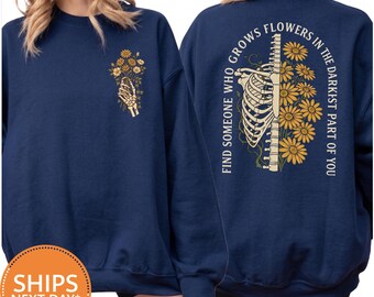 Sweat à capuche gothique fleur squelette, sweat-shirt ras du cou floral foncé romantique, cadeau d'amour botanique gothique, pulls cottagecore esthétiques emo