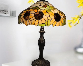 Sunflower Tiffany Style Table Lamp 16 Inch Handcrafted Bedside Stained Glass