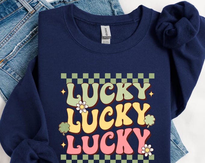 Lucky Sweatshirt, St Patty's Glitter Sweatshirt, Women's Lucky Crewneck Sweatshirt, Women's St Patrick's Day Sweatshirt, Lucky Shirt gift