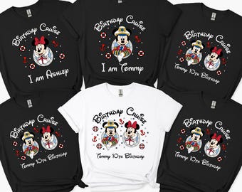 Puede incluir: Camisetas negras y blancas con un diseño de "Birthday Cruise" con Mickey y Minnie Mouse con trajes de marineros. Algunas camisetas dicen "I am Ashley" o "I am Tommy", y "Tommy 10th Birthday".