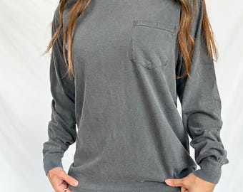 Komfortowe kolory, kieszonkowy długi rękaw, kieszonkowy T-shirt, oversize'owa koszulka unisex, 100% bawełny, modna miękka koszulka vintage