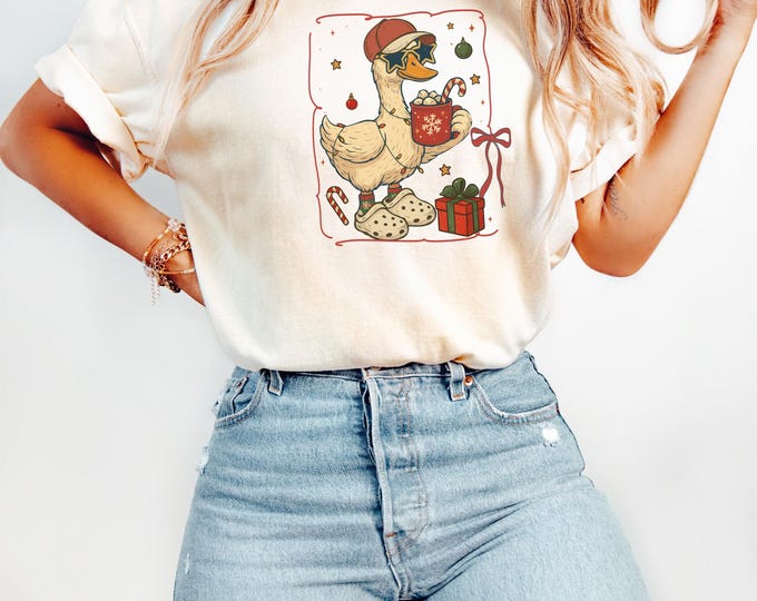 Coquette Goose Christmas Goose Shirt Duck Christmas Coffee Shirt Funny Christmas Sweatshirt Cute Holiday Shirt Xmas Gifts Christmas  2025