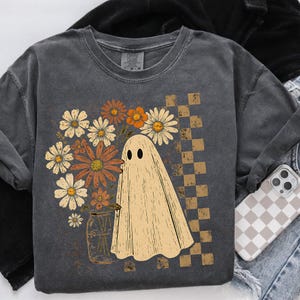 Comfort Colors®Floral Ghost Shirt, Cute Ghost TShirt, Halloween, Spooky Cute, Flowers Ghost, Retro Halloween Gift, Spooky Season sweatshirt