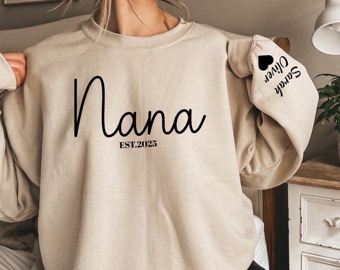 Custom Nana Shirt Retro Nana T-shirts Personalized Nana Clothes Cool Nana Outfit Nana Gift,Nana Hoodie with Grandkids Name on Sleeve,