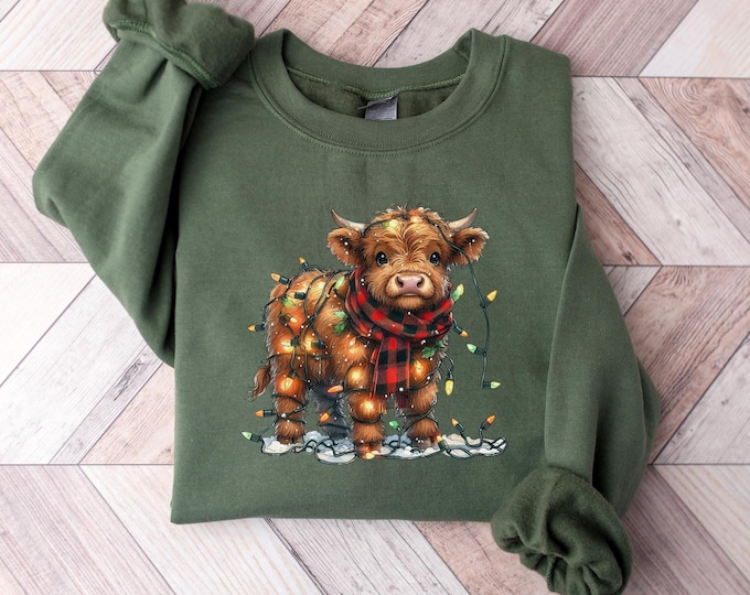Christmas Cow Sweatshirt, Cow Lights Sweater, Cow Women Sweatshirt, Cow Lover Shirt, Christmas Sweatshirt, Highland Cow Crewneck, Farm Xmas