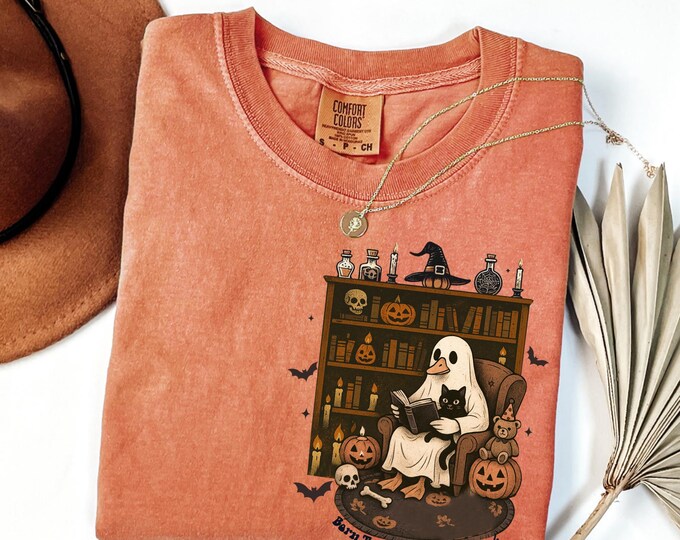 Retro Ghost Reading Books Sweatshirt, Librarian Ghost Halloween, Halloween Teacher Sweatshirt, Halloween Shirt, Teacher Gift, Boo School