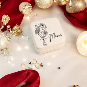 Personalized jewelry box,Christmas Gift,Custom Jewelry Boxes Bridesmaid Jewelry Box Travel Jewelry Case, Custom Name Jewelry box,gift idea