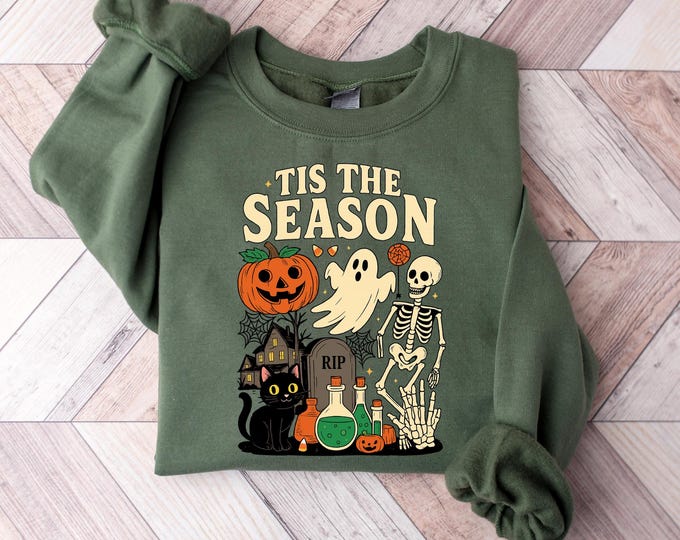 Vintage Halloween Shirt, Tis' the Season, Retro Halloween Aesthetic, Women's Halloween Shirt, Pumpkin Witch Graphic Tee