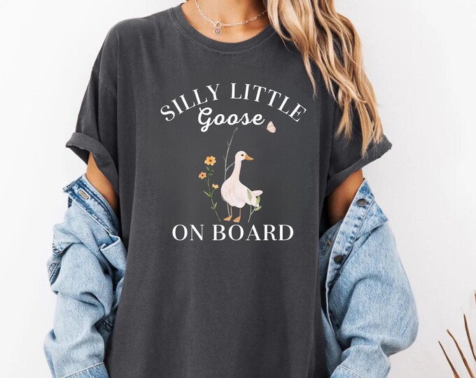 Silly Goose Pregnancy Announcement Shirt, Funny Goose Bump Pregnant Tshirt, Maternity Clothing Gift, First Time Mom Gifts, New Mom Shirt