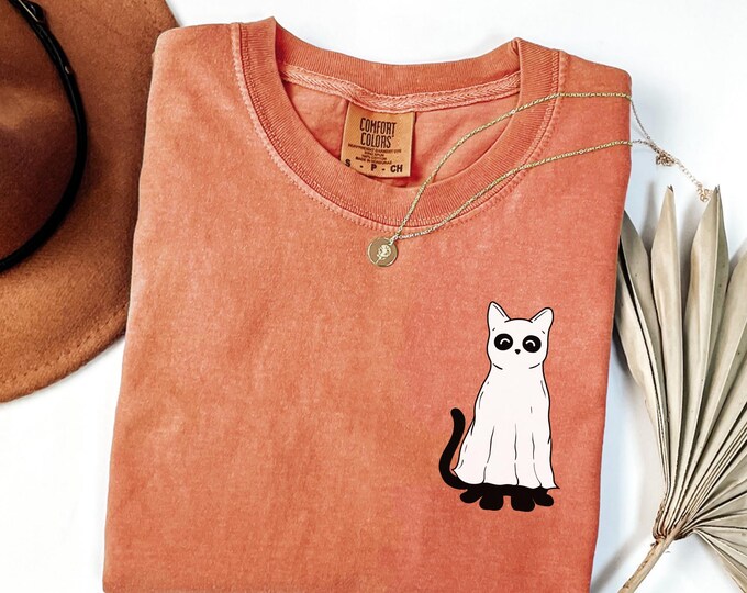 Comfort Colors® Ghost Cat Shirt, Cat Ghost T-Shirt, Cute Cat Lovers Shirt, Retro Ghost Halloween, Halloween Cat T-shirt, Spooky Season Gift