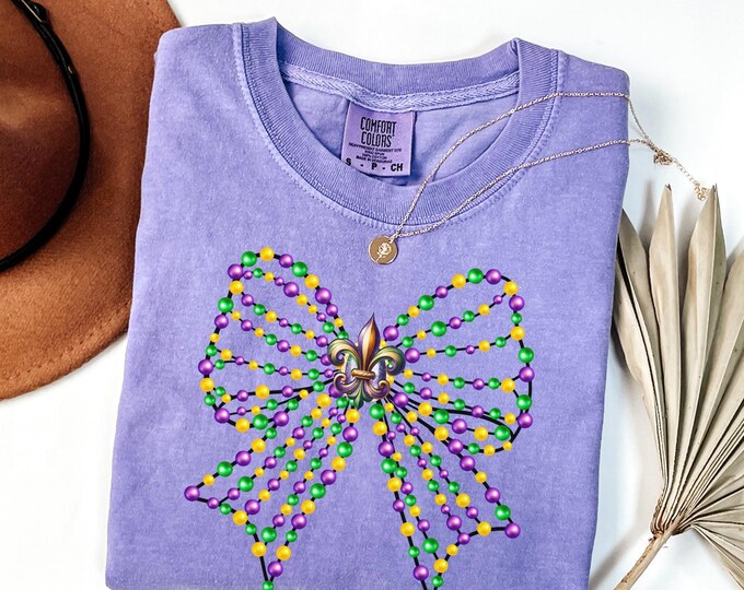 Mardi Gras Bows Comfort Colors, Coquette Mardi Gras Women's Tee, Holiday Women's Tshirt, Coquette New Orleans Parade Shirt, Trendy Bow Tee