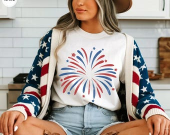 USA Feuerwerk Frauen Shirt, 4. Juli Shirt, Unabhängigkeitstag Shirt, Amerika, rot, weiß, blau Shirt, Patriotisches Shirt, amerikanisches T-Shirt