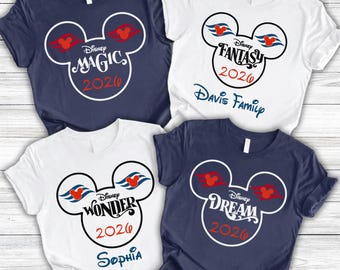 Maglietta Disney Cruise 2026, Maglietta Disney, Flotta Disney Cruise Line – Avventura, Magia, Meraviglia, Sogno, Fantasia, Desiderio, Tesoro, Destino
