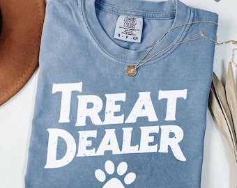 Lustiges Hundeliebhaber Shirt - Hundemama Geschenk - Leckerli Händler TShirt - Hundemama T-Shirt - Hundeshirt - Geschenk für Hundeliebhaber - Hundeliebhaber - Lustiges Hundeshirt