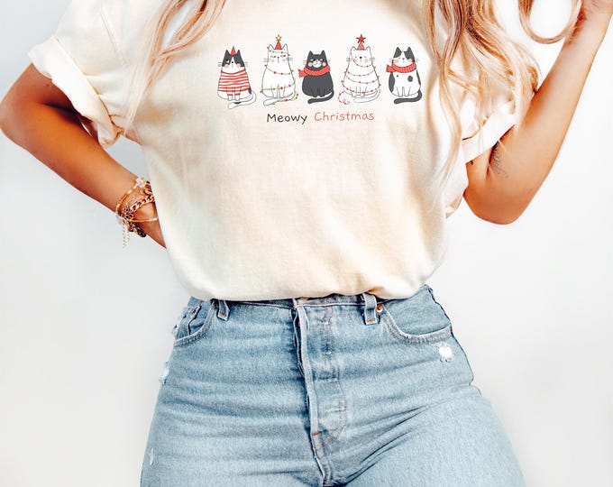 Meowy Christmas Shirt, Christmas Cat Shirt, Merry Christmas, Cat Lover Shirt, Christmas Gift, Christmas Gift For Cat Mom Gifts For Cat Lover