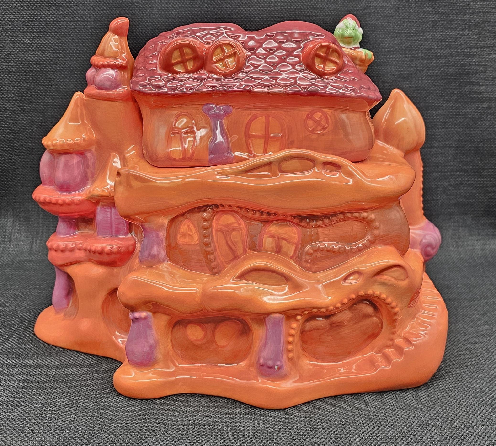Grinch Cookie Jar: Universal Studios Ceramic Christmas Decor