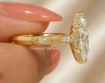 Anillo de compromiso con diamante cultivado en laboratorio talla marquesa de 2,5 quilates, anillo de oro con halo oculto de estilo vintage.